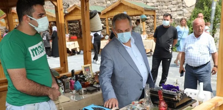TALAS ANTİKA PAZARI, KENDİ YERİNDE KENDİ GÜNÜNDE
