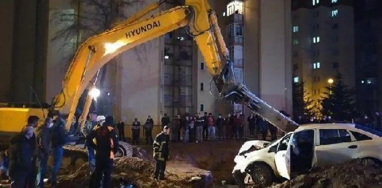 Kanalizasyon çukurunda araç çarpmasıyla ölen işçinin eşi: Sürücü neden kaçtı?