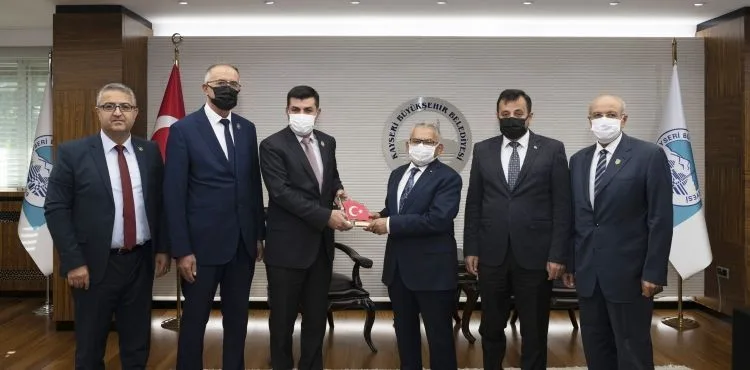 BAŞKAN BÜYÜKKILIÇ, SİVİL TOPLUM KURULUŞLARIYLA BİR ARAYA GELDİ