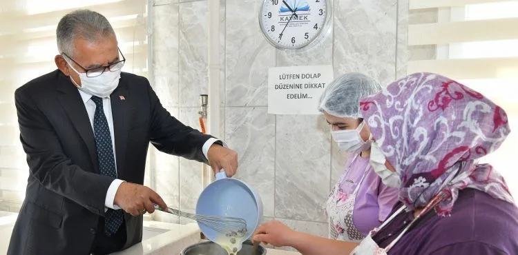 KAYSERİ’NİN MASTER ŞEFLERİ KAYMEK’TE YETİŞİYOR