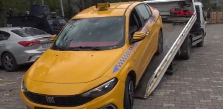 YOLCU OLARAK BİNDİĞİ TAKSİYİ ÇALDI