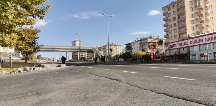 Üst geçit vurdumduymazlığı