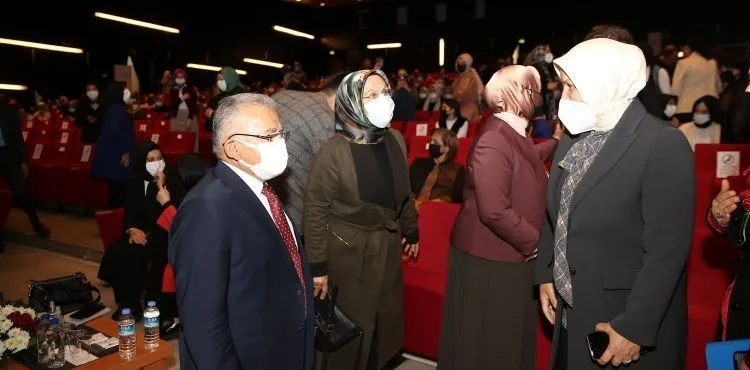 BÜYÜKKILIÇ: “KADIN KOLLARIMIZ BİZİM YÜZ AKIMIZ”