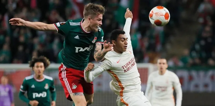 Galatasaray liderliği bırakmıyor