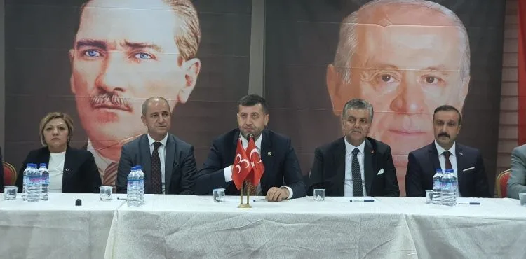 MHP Kayseri İl Başkanı Adnan İncetoprak ve MHP Kayseri Milletvekili Baki Ersoy genişletilmiş bölgesel istişare toplantılarına Bünyan İlçesinde devam ettiler.