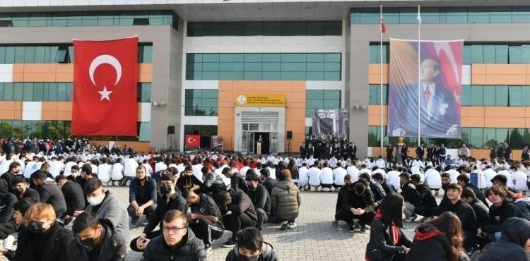 Özel Kayseri OSB Teknik Koleji, 29 Ekim Cumhuriyet Bayramı’nı coşkuyla kutladı