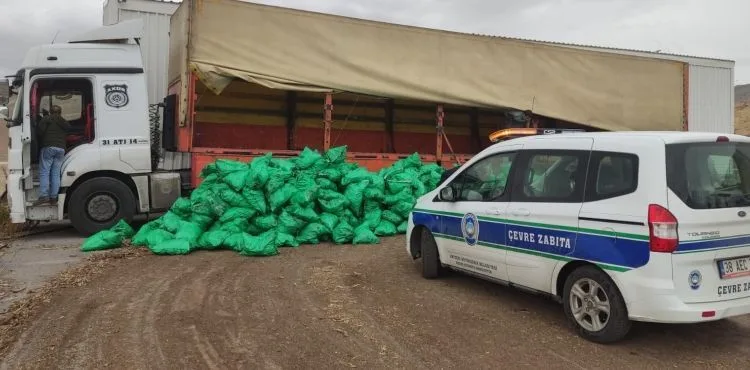BÜYÜKŞEHİR ÇEVRE ZABITASI, 12 TON KAÇAK KÖMÜR ELE GEÇİRDİ