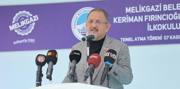 Özhaseki, “Allah, gerçek yüzlerini bu millete göstersin. Bunların, şehitlerimize sevgileri olmadığı gibi saygıları da yok. Aziz milletimiz, şehidine hakaret edene gereken cevabı verecektir."
