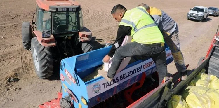 TALAS’TA TARIMSAL FAALİYETLER HIZ KESMİYOR