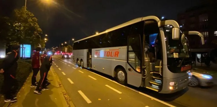 Otobüs bozuldu Ümit Milli Takım maça yetişemedi!