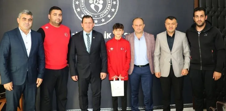 Balkan Şampiyonu’ndan Kabakcı’ya ziyaret