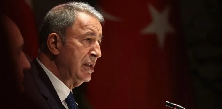 Bakan Akar: 'Asil milletimizi, 40 yıldan beri başına musallat olan terör belasından kurtarmakta kararlıyız'