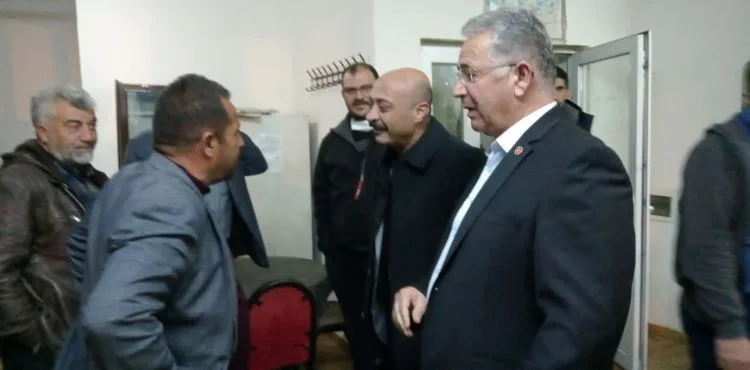 SİZE OY VERMEDİK AMA BİZİDE SİZDEN BAŞKA DİNLEYEN OLMADI