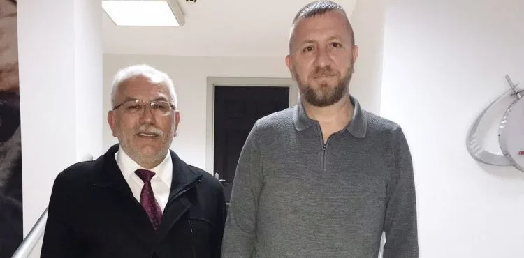 DÜZELTME- ALMANYA BREMEN YOZGATLILAR DERNEĞİ BAŞKANI YIKILMAZ’DAN BAŞKAN ÇAĞAN’A ZİYARET
