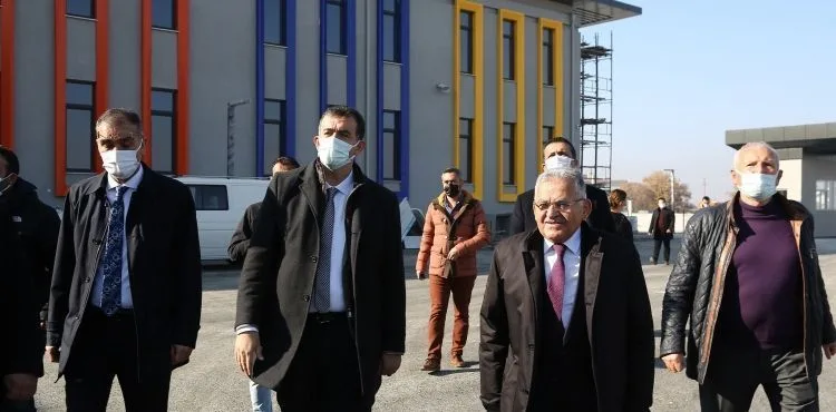 HAYIRSEVER BÜYÜKKILIÇ AİLESİNİN OKULUNDA SONA DOĞRU