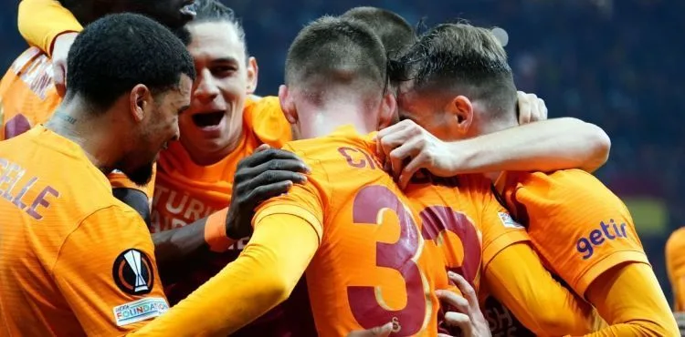 Galatasaray, UEFA Avrupa Ligi'nde gruptan çıkmayı garantiledi
