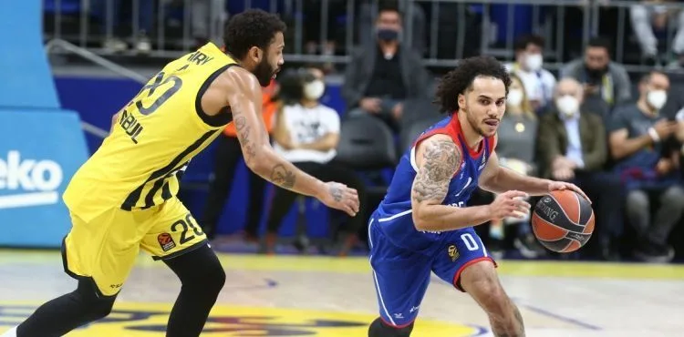 THY Euroleague'deki Türk derbisinde zafer Anadolu Efes'in