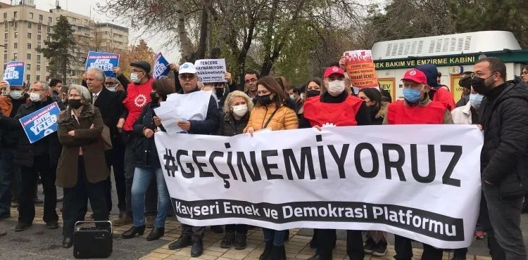 DİSK Kayseri'de Toplandı: 'Fakirden Alıp Zengine Veriyorlar'