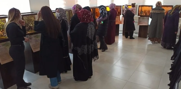 BÜYÜKŞEHİR, KEREM İLE ASLI’NIN HİKÂYESİNİ TÜM KAYSERİLİLERE ANLATIYOR