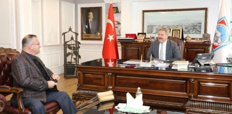MELİKGAZİ BELEDİYESİ BEDENSEL ENGELLİLER SPOR KULÜBÜ’NDEN BAŞKAN PALANCIOĞLU’NA ZİYARET