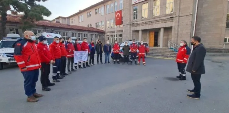 Kayseri UMKE gönüllüleri il dışı görevinde