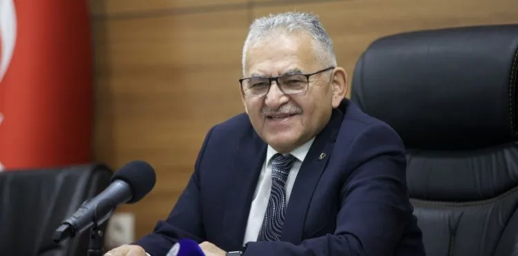 BAŞKAN BÜYÜKKILIÇ, BU KEZ HACILAR’DA MUHTARLARLA BULUŞTU