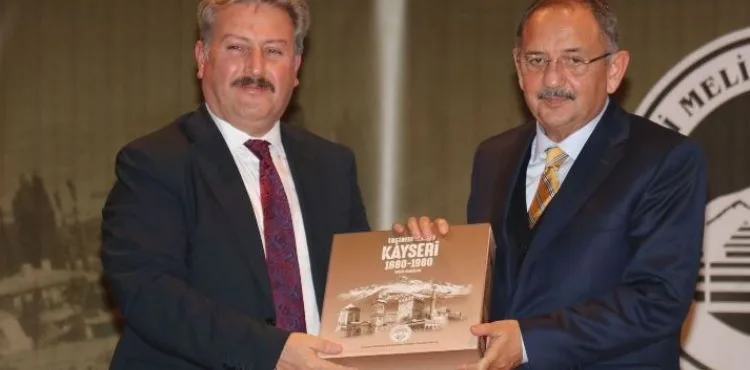 MELİKGAZİ’DE TAŞLARIN İZİNDE KAYSERİ’ KİTABI TANITILDI