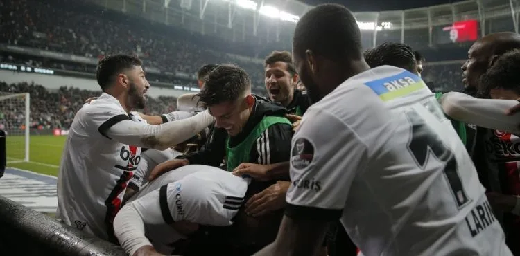 Beşiktaş'tan muhteşem geri dönüş
