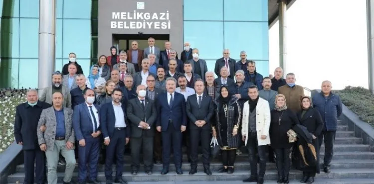 BAŞKAN PALANCIOĞLU MAHALLE MUHTARLARINI DİNLEDİ