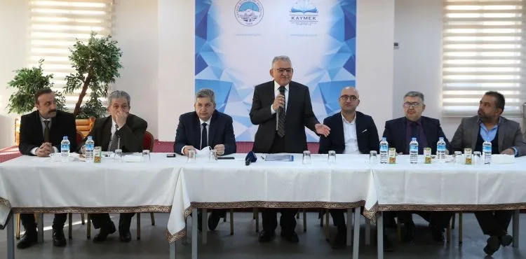BAŞKAN BÜYÜKKILIÇ, BÜNYAN’DA 46 MUHTARLA BULUŞTU