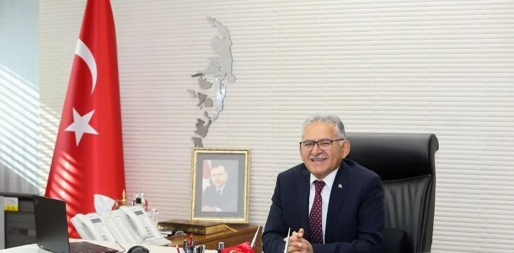 KAYSERİ BÜYÜKŞEHİR ÖDÜLLERE DOYMUYOR