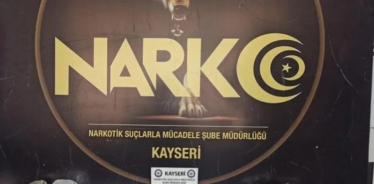 Uyuşturucuları Narkotik Köpeği Tespit Etti: 2 Gözaltı