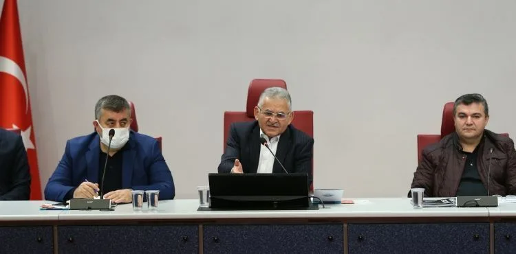 BAŞKAN BÜYÜKKILIÇ’TAN 5.5 SAATLİK DEĞERLENDİRME TOPLANTISI