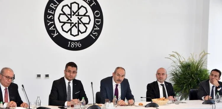 GÜLSOY : BANKALAR VE REEL SEKTÖR OMUZ OMUZA VEREREK ZORLUKLARI BERABER AŞACAĞIZ
