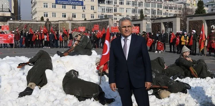 BÜYÜKKILIÇ, SARIKAMIŞ DESTANI’NIN 107. YIL DÖNÜMÜ ANMA PROGRAMINA KATILDI