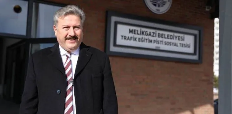 MELİKGAZİ’DE YILIN İLK AYINDA HİZMETLER BİR BİR HAYATA GEÇİYOR
