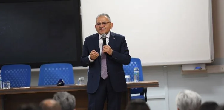 BAŞKAN BÜYÜKKILIÇ’TAN LİSE ÖĞRENCİLERİNE BÜYÜK JEST