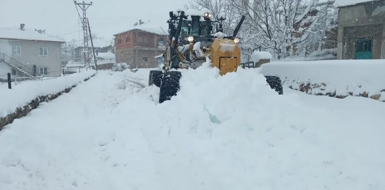 153 MAHALLE YOLUNU DAHA ULAŞIMA AÇAN BÜYÜKŞEHİR, KAPALI KIRSAL MAHALLE YOLU BIRAKMADI