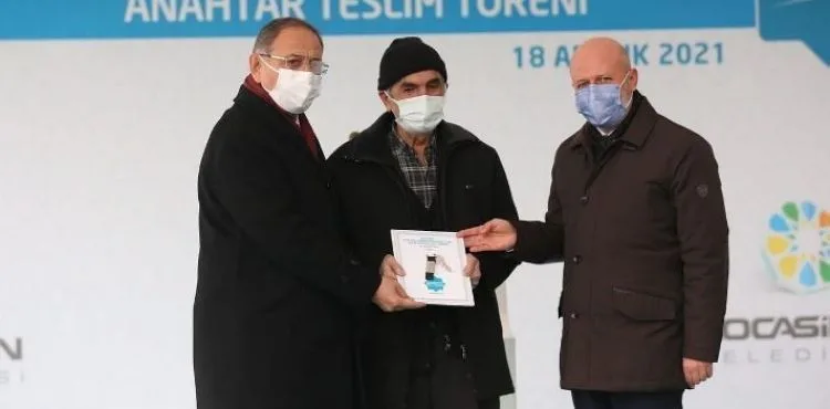 BAŞKAN ÇOLAKBAYRAKDAR, “DÖNÜŞÜMLE 764 AİLE BU KIŞI, SICACIK EVLERİNDE GEÇİRİYOR”