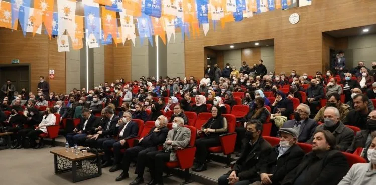 AK Parti'den Melikgazi'nin 2021 yılı hizmetlerine büyük alkış