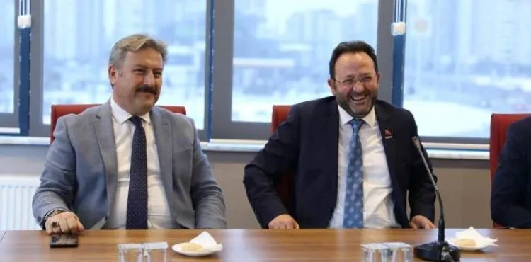 BAŞKAN PALANCIOĞLU’NDAN MÜSİAD’A HAYIRLI OLSUN ZİYARETİ