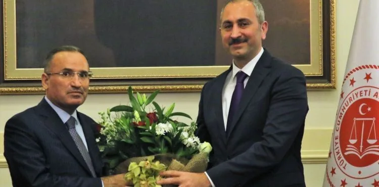 Adalet Bakanlığı'nda devir teslim gerçekleşti
