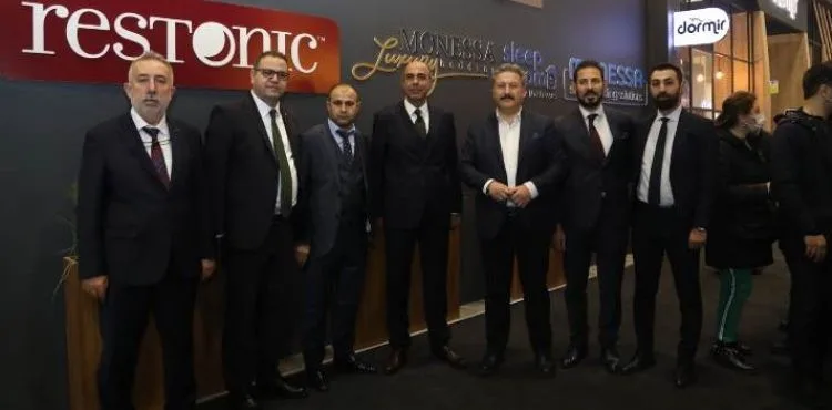 BAŞKAN PALANCIOĞLU, İSTANBUL MOBİLYA FUARINI ZİYARET ETTİ