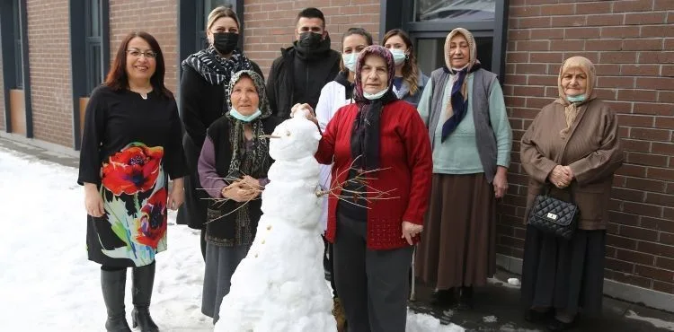 BÜYÜKŞEHİR’İN ULU ÇINARLARI KARIN TADINI DOYASIYA ÇIKARDI