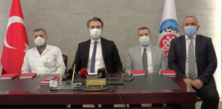 İlhan Şahin: “Birçok doktor mesleğine küskün ve bıkkın”
