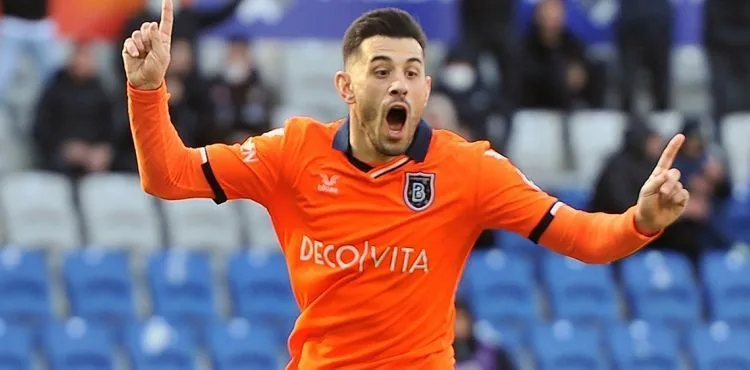 Başakşehir'e 3 puanı yeni transferleri getirdi