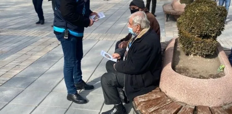 Polis dolandırıcılık olaylarına karşı vatandaşı bilgilendirdi