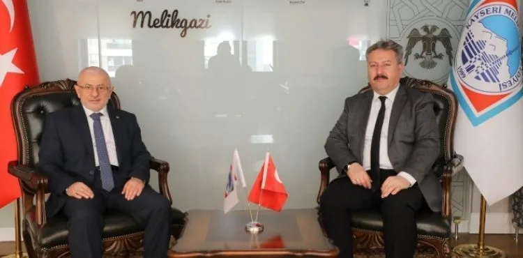 YENİ İL MÜFTÜSÜ AKKUŞ’TAN BAŞKAN PALANCIOĞLU’NA ZİYARET