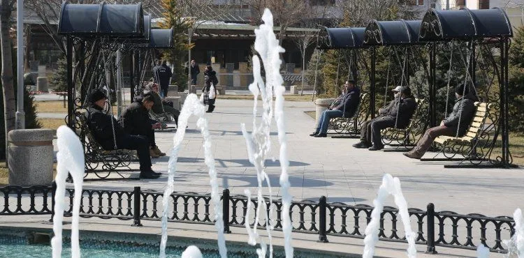 BÜYÜKŞEHİR’DEN PARKLARA ZARİF VE ESTETİK DOKUNUŞ