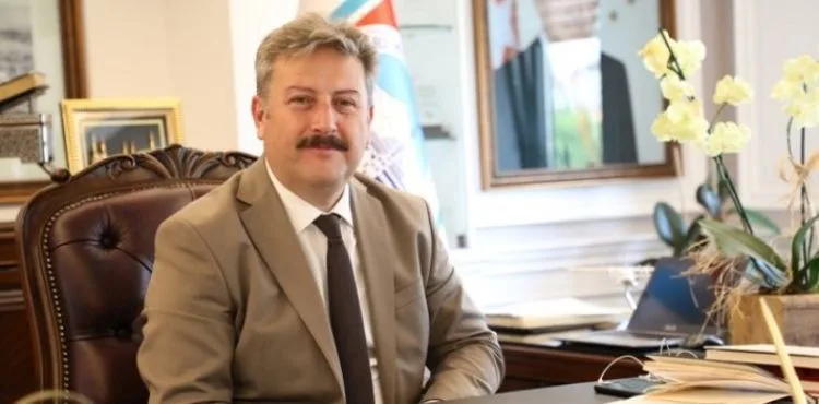 Başkan Dr. Mustafa Palancıoğlu: “2022 YILI İÇİN İLK ETAPTA 190 BİN ASFALT MICIRI SATIN ALINACAK”